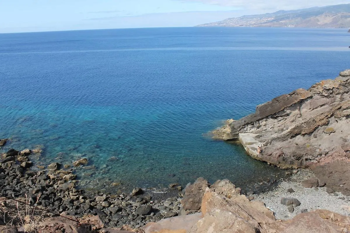 3 Bedroom House With Sea & Mountain Views - Machico Machico  0*, Machico (Madeira) Portugal