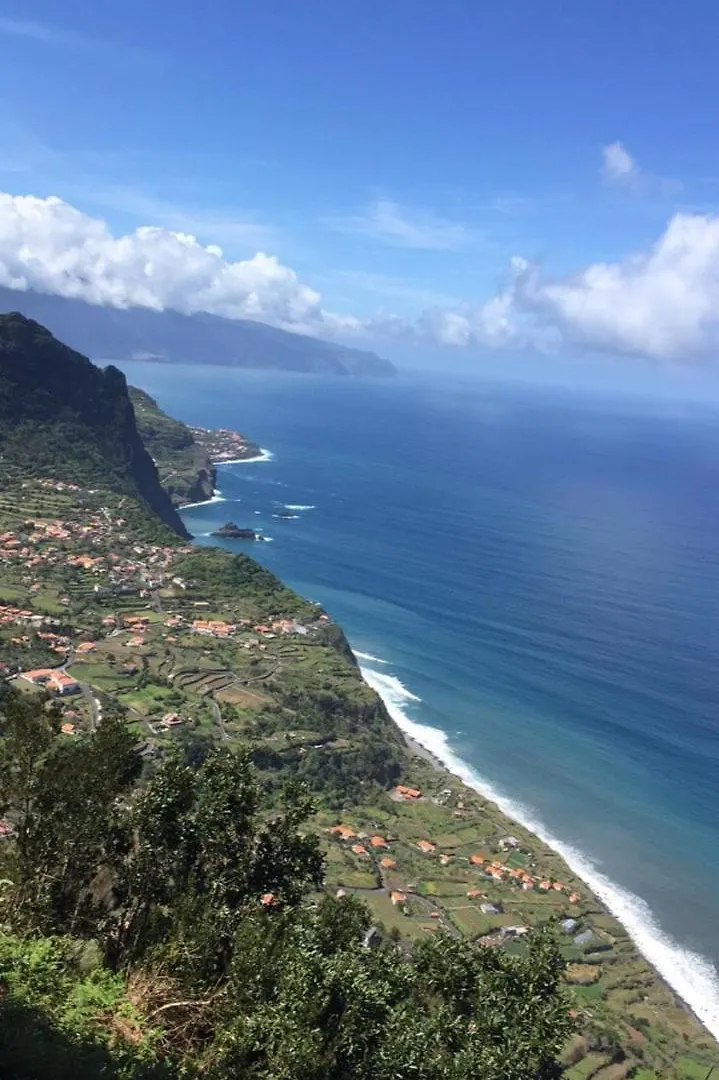 3 Bedroom House With Sea & Mountain Views - Machico Machico